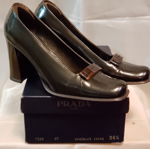 Prada dark brown stacked heels with a Prada name plate. Size 6.5 - Picture 3 of 7